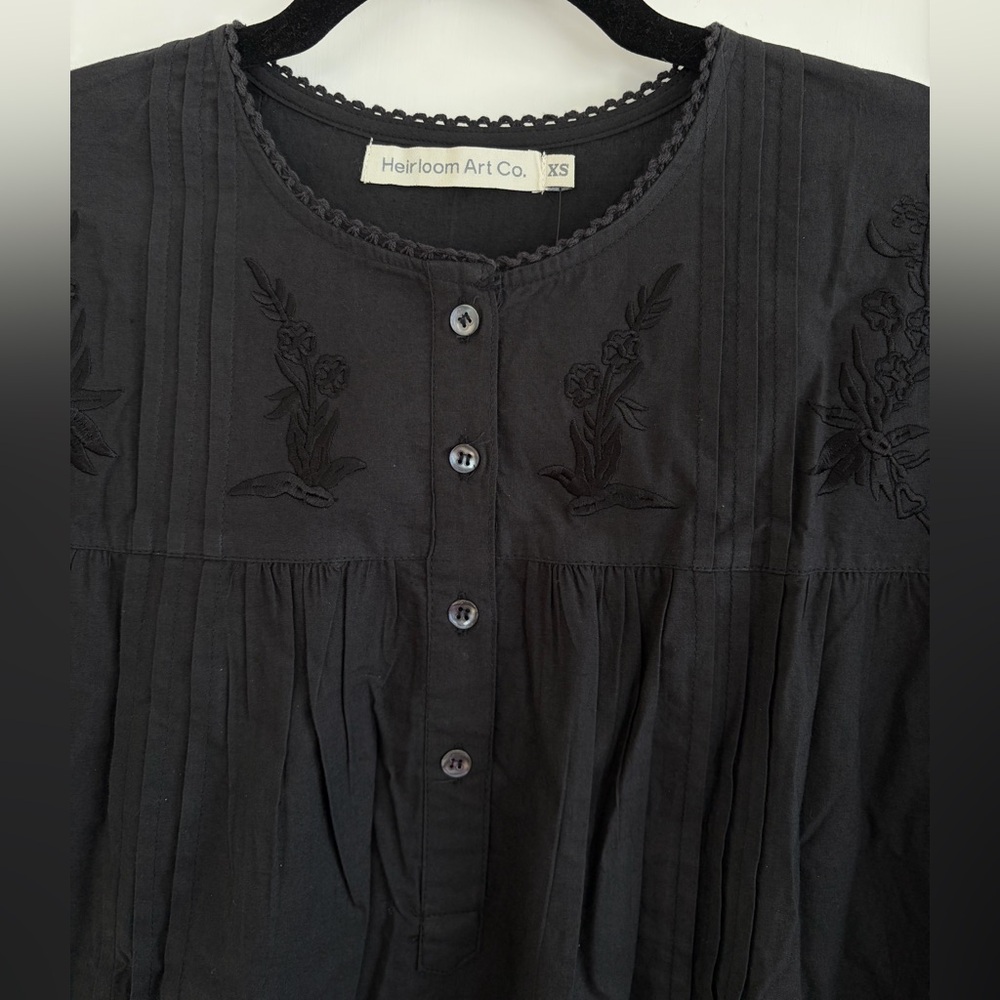 NWT Heirloom Art Co Women’s Nightgown Black Embroidered Size XS